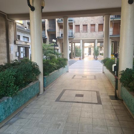 Solari Apartment Milan Luaran gambar