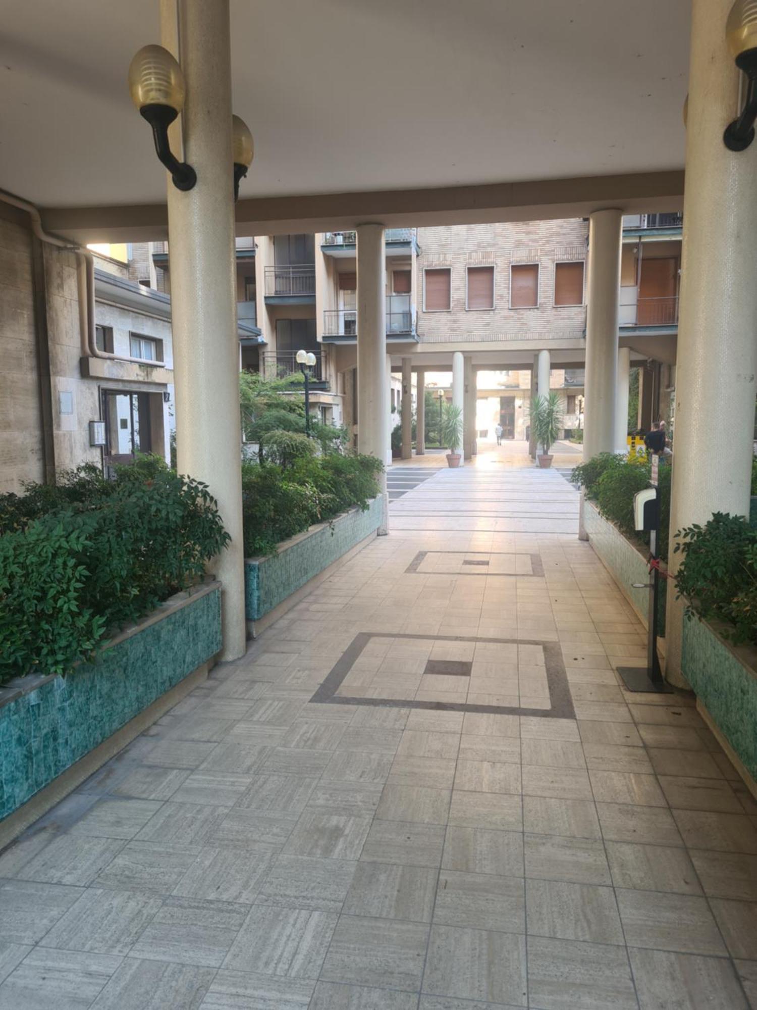 Solari Apartment Milan Luaran gambar